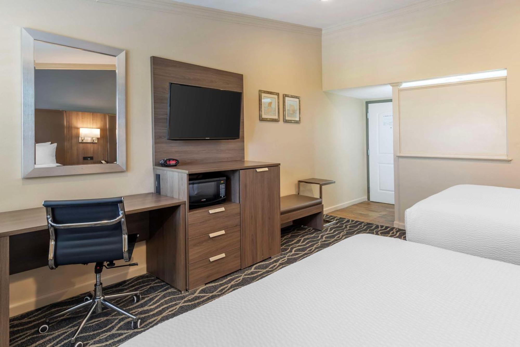 Best Western Plus Hill House Bakersfield Eksteriør billede